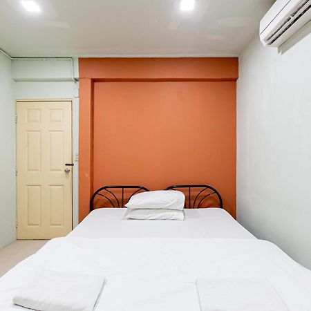 Freesia Saladaeng Silom Apartments Bangkok Eksteriør bilde