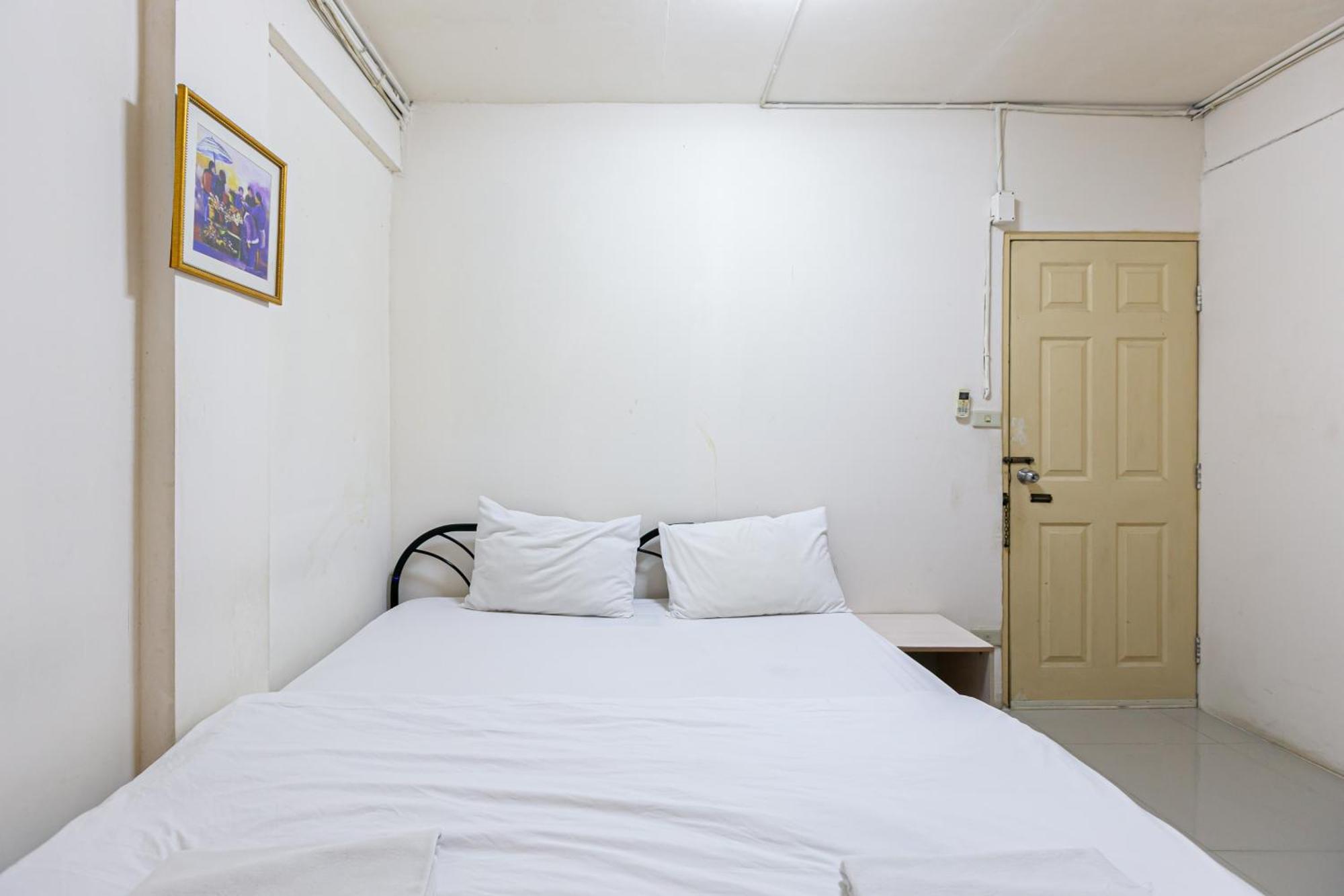 Freesia Saladaeng Silom Apartments Bangkok Eksteriør bilde