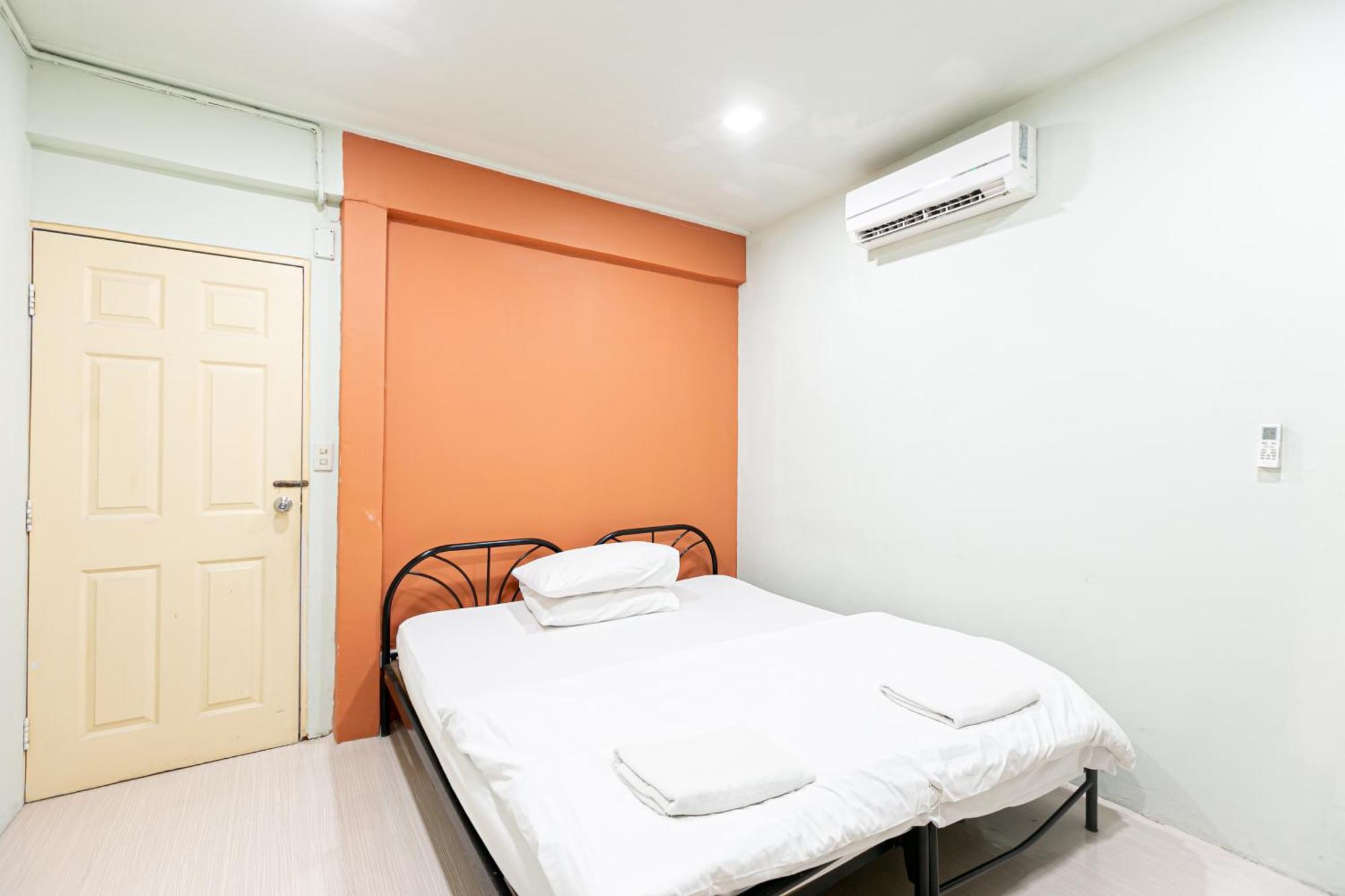 Freesia Saladaeng Silom Apartments Bangkok Eksteriør bilde